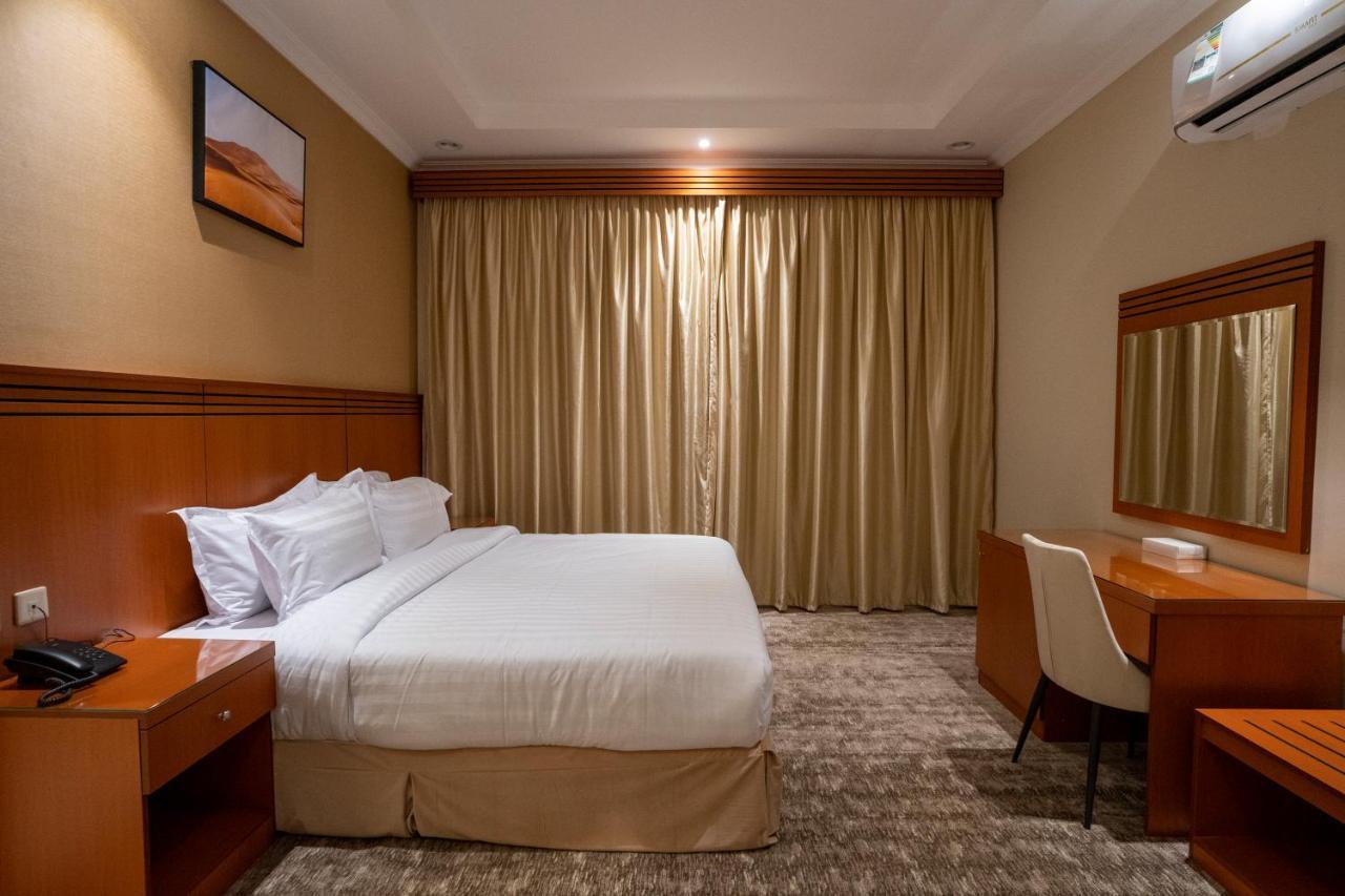 Safwa Taiba Suite اجنحة صفوة طيبه Medina Exteriör bild