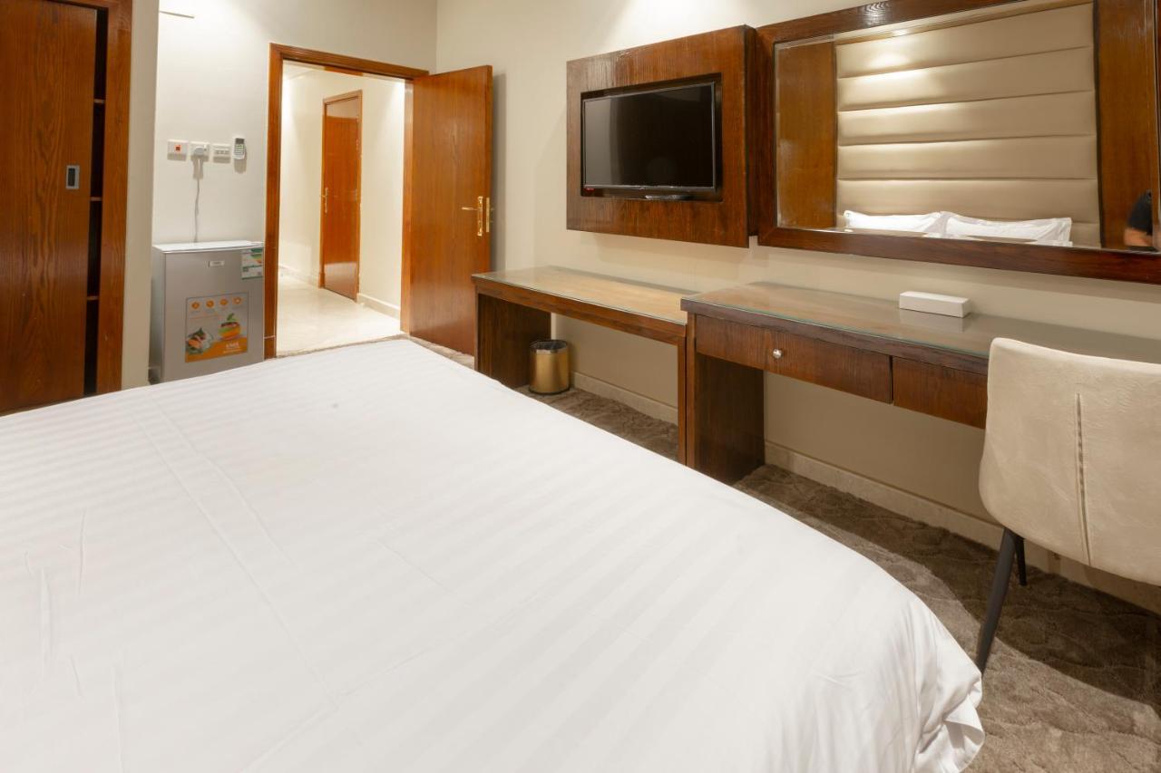 Safwa Taiba Suite اجنحة صفوة طيبه Medina Exteriör bild