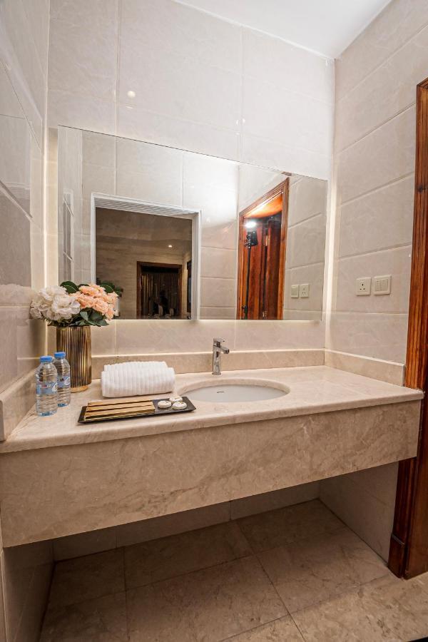 Safwa Taiba Suite اجنحة صفوة طيبه Medina Exteriör bild